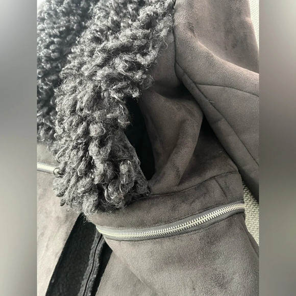 1. State Black, Teddy Jacket Fuzzy Texture, Medium, 2 in 1 Convertible Coat - Picture 14 of 16